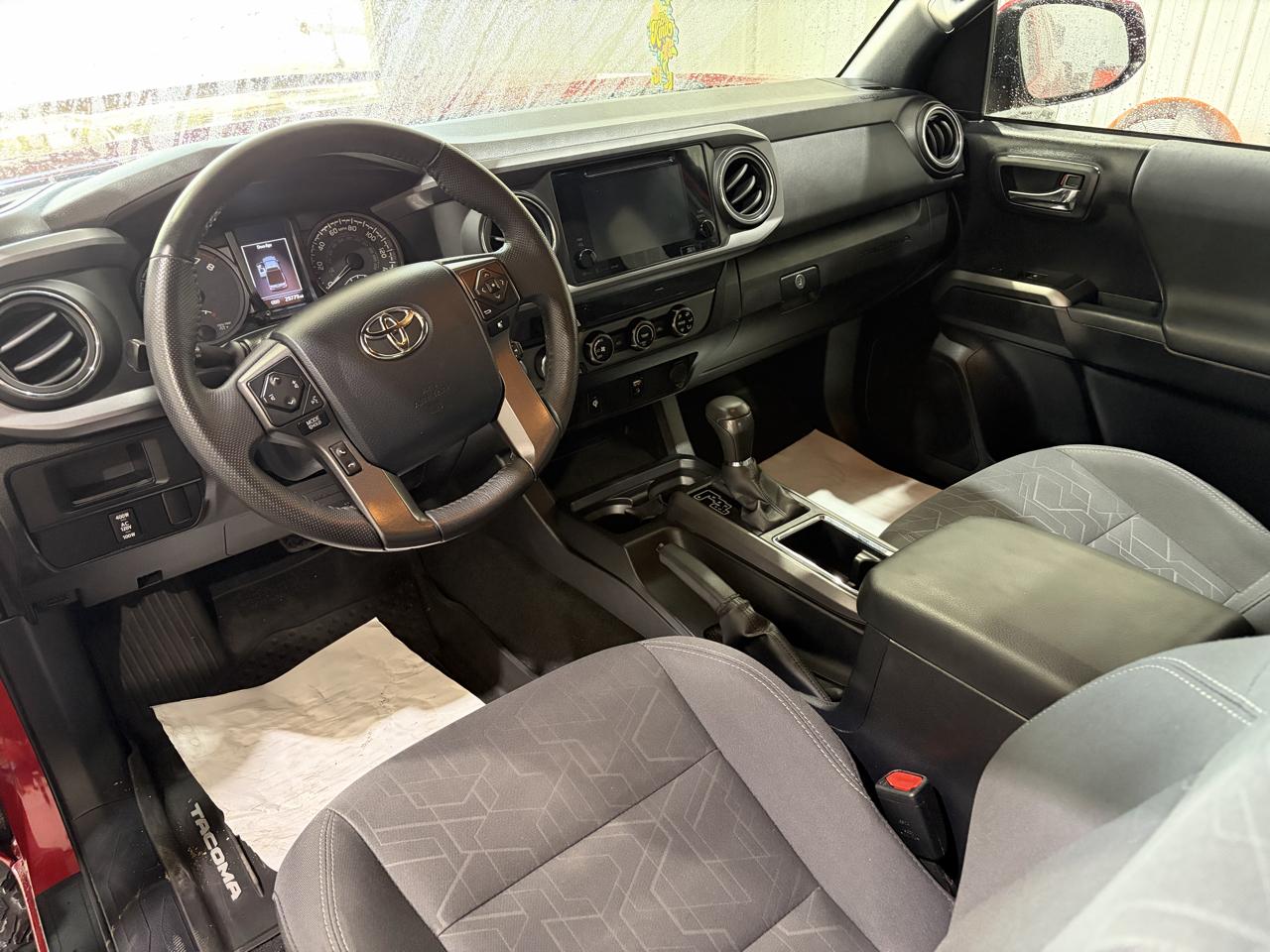 Toyota Tacoma SR5 Access Cab V6 6AT 4WD 2017