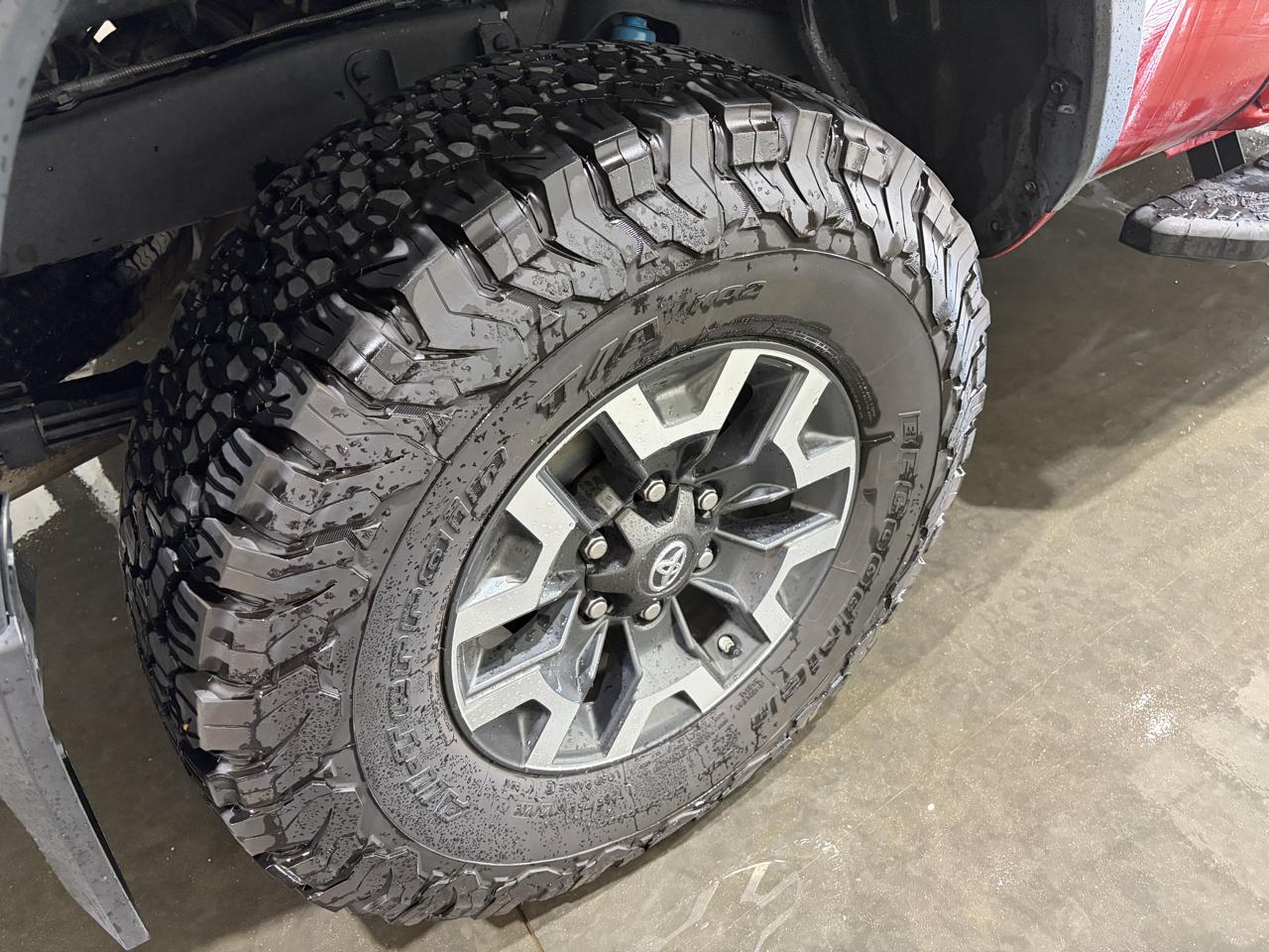 Toyota Tacoma SR5 Access Cab V6 6AT 4WD 2017