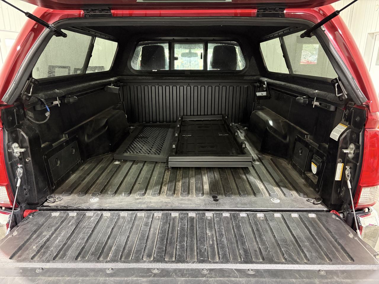 Toyota Tacoma SR5 Access Cab V6 6AT 4WD 2017