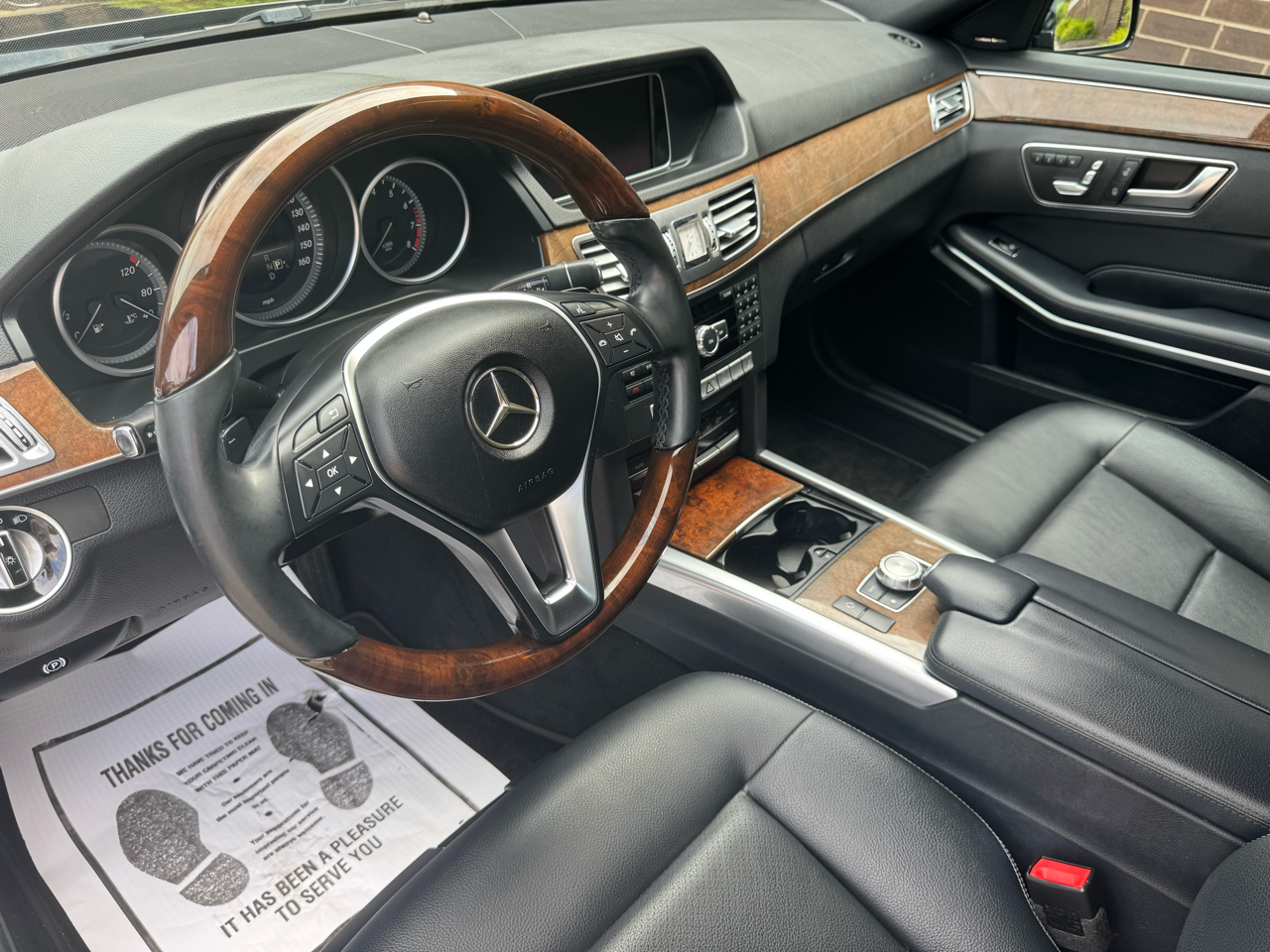 Mercedes-Benz E-Class 4dr Sdn E 350 Luxury 4MATIC 2014 Mercedes-Benz E-Class 4dr Sdn E 350 Luxury 4MATIC 2014