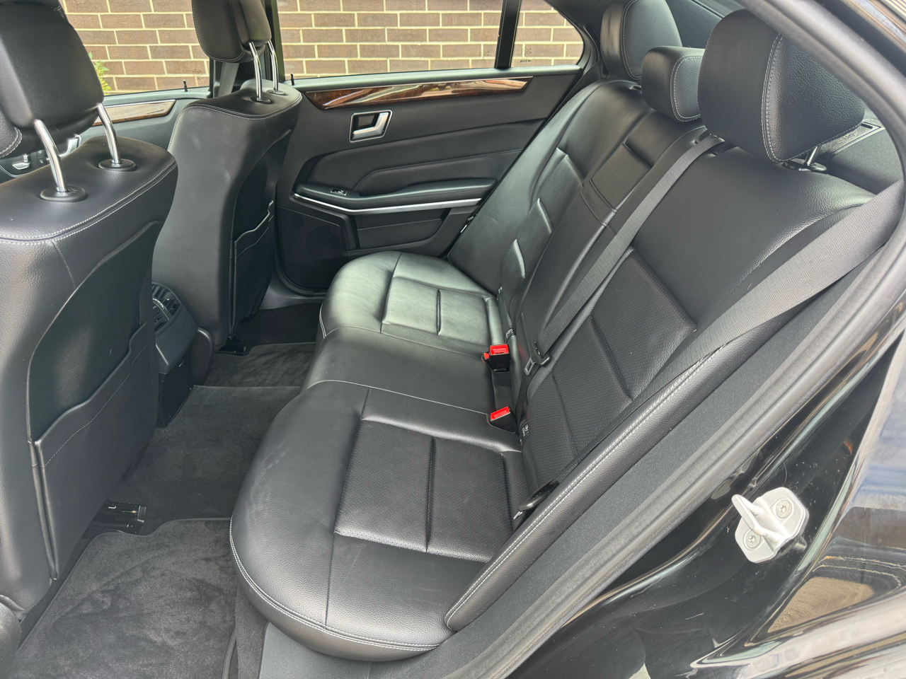 Mercedes-Benz E-Class 4dr Sdn E 350 Luxury 4MATIC 2014 Mercedes-Benz E-Class 4dr Sdn E 350 Luxury 4MATIC 2014