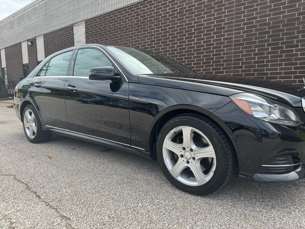 Mercedes-Benz E-Class 4dr Sdn E 350 Luxury 4MATIC 2014 Mercedes-Benz E-Class 4dr Sdn E 350 Luxury 4MATIC 2014