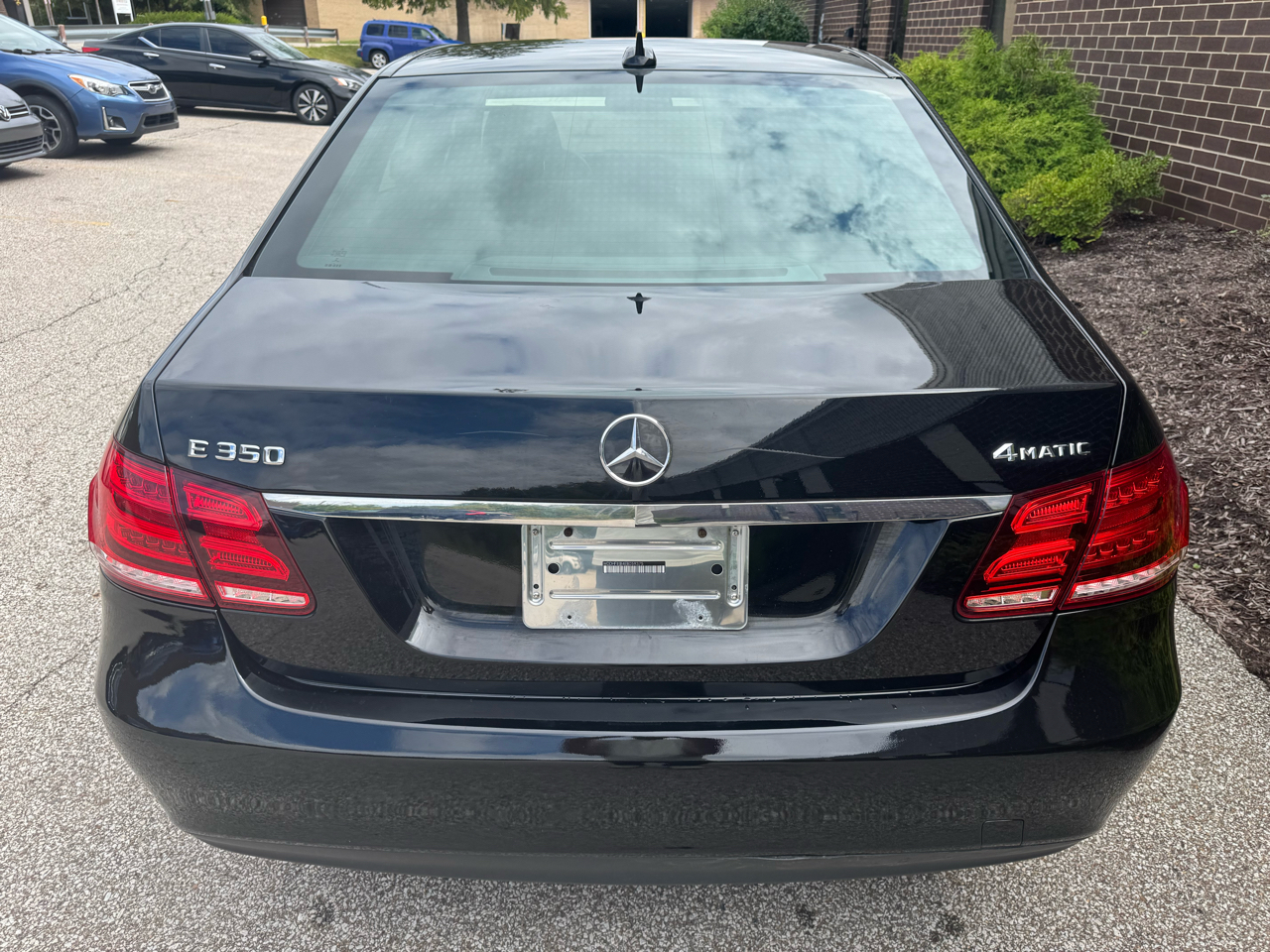Mercedes-Benz E-Class 4dr Sdn E 350 Luxury 4MATIC 2014 Mercedes-Benz E-Class 4dr Sdn E 350 Luxury 4MATIC 2014
