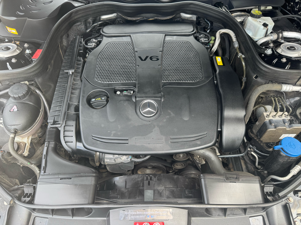 Mercedes-Benz E-Class 4dr Sdn E 350 Luxury 4MATIC 2014 Mercedes-Benz E-Class 4dr Sdn E 350 Luxury 4MATIC 2014