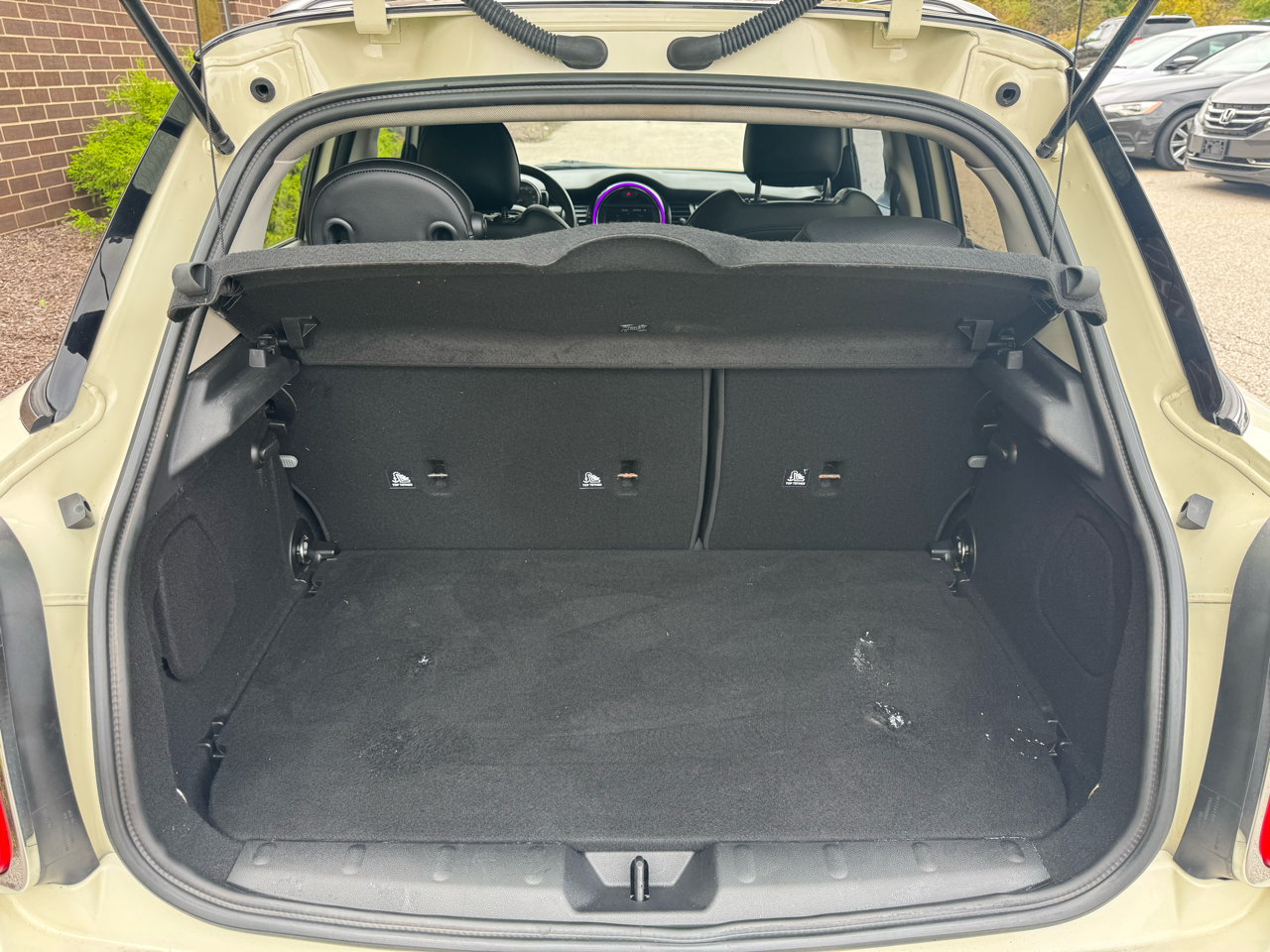 MINI Cooper Hardtop 4 Door 4dr HB S 2015 MINI Cooper Hardtop 4 Door 4dr HB S 2015