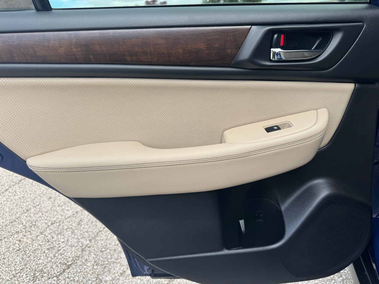 Subaru Outback 4dr Wgn 2.5i Limited 2015 Subaru Outback 4dr Wgn 2.5i Limited 2015