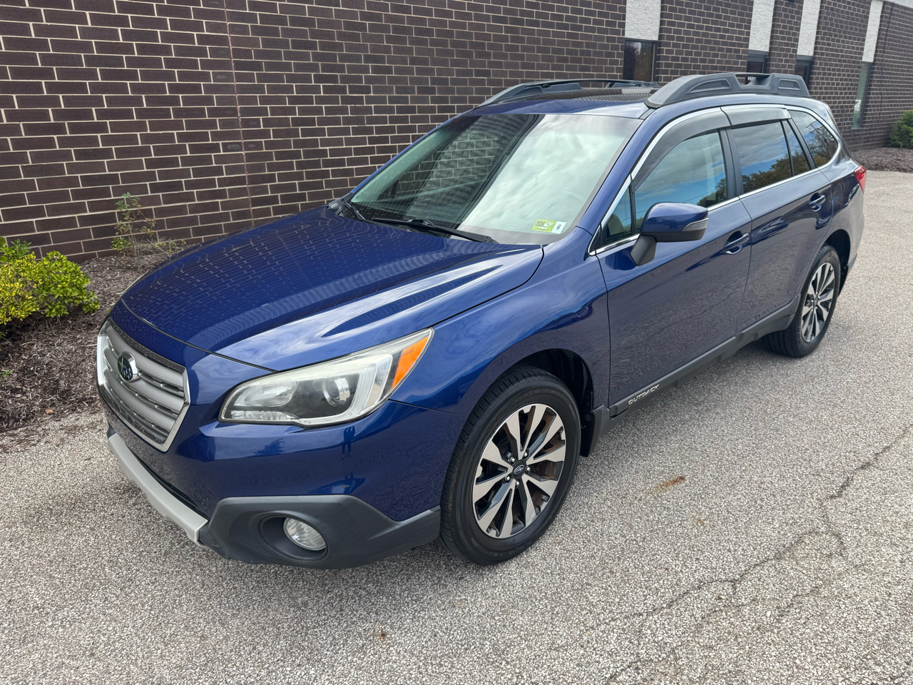 Subaru Outback 4dr Wgn 2.5i Limited 2015 Subaru Outback 4dr Wgn 2.5i Limited 2015
