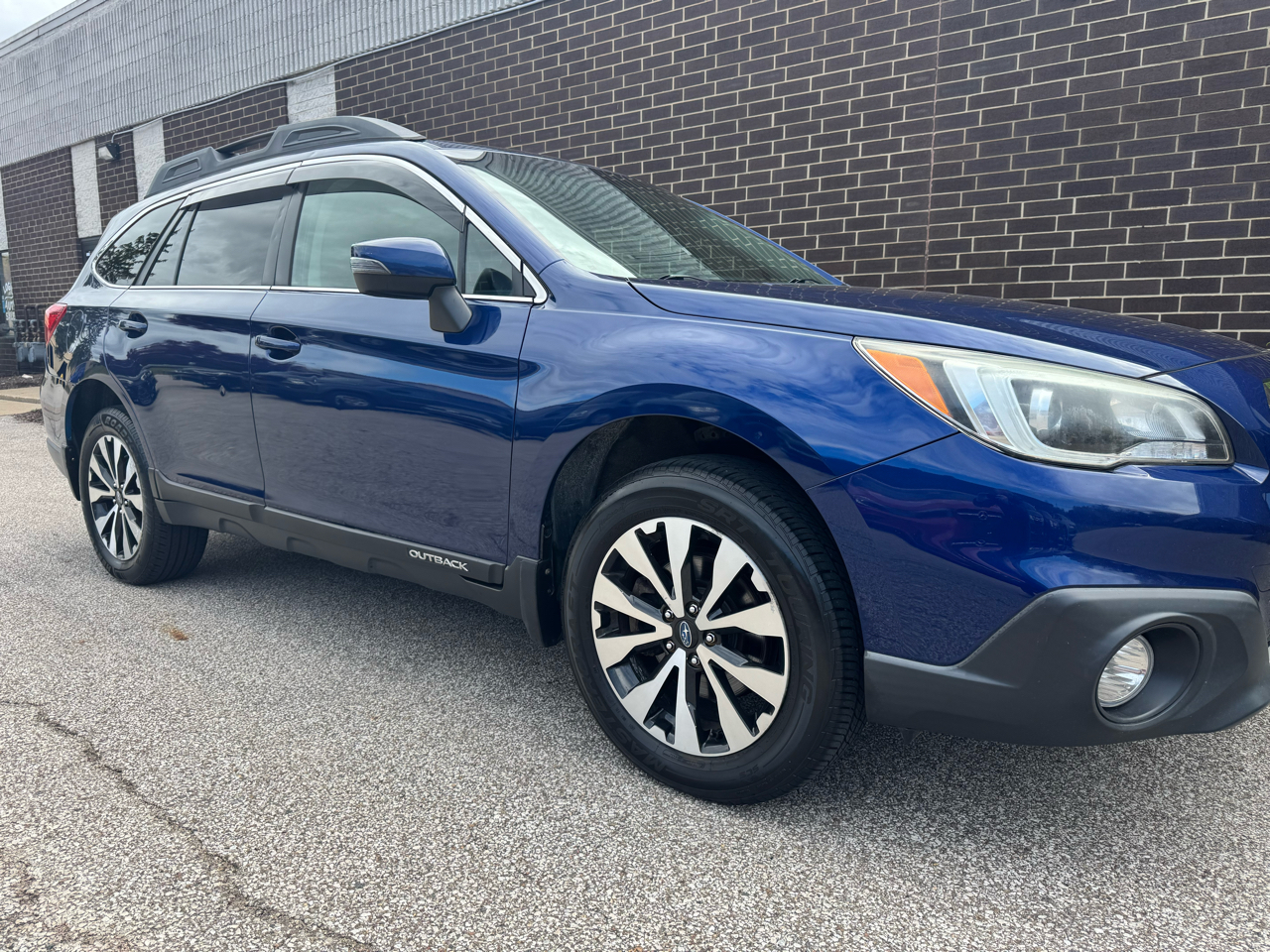 Subaru Outback 4dr Wgn 2.5i Limited 2015 Subaru Outback 4dr Wgn 2.5i Limited 2015