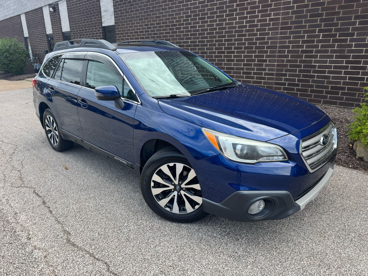 Subaru Outback 4dr Wgn 2.5i Limited 2015 Subaru Outback 4dr Wgn 2.5i Limited 2015