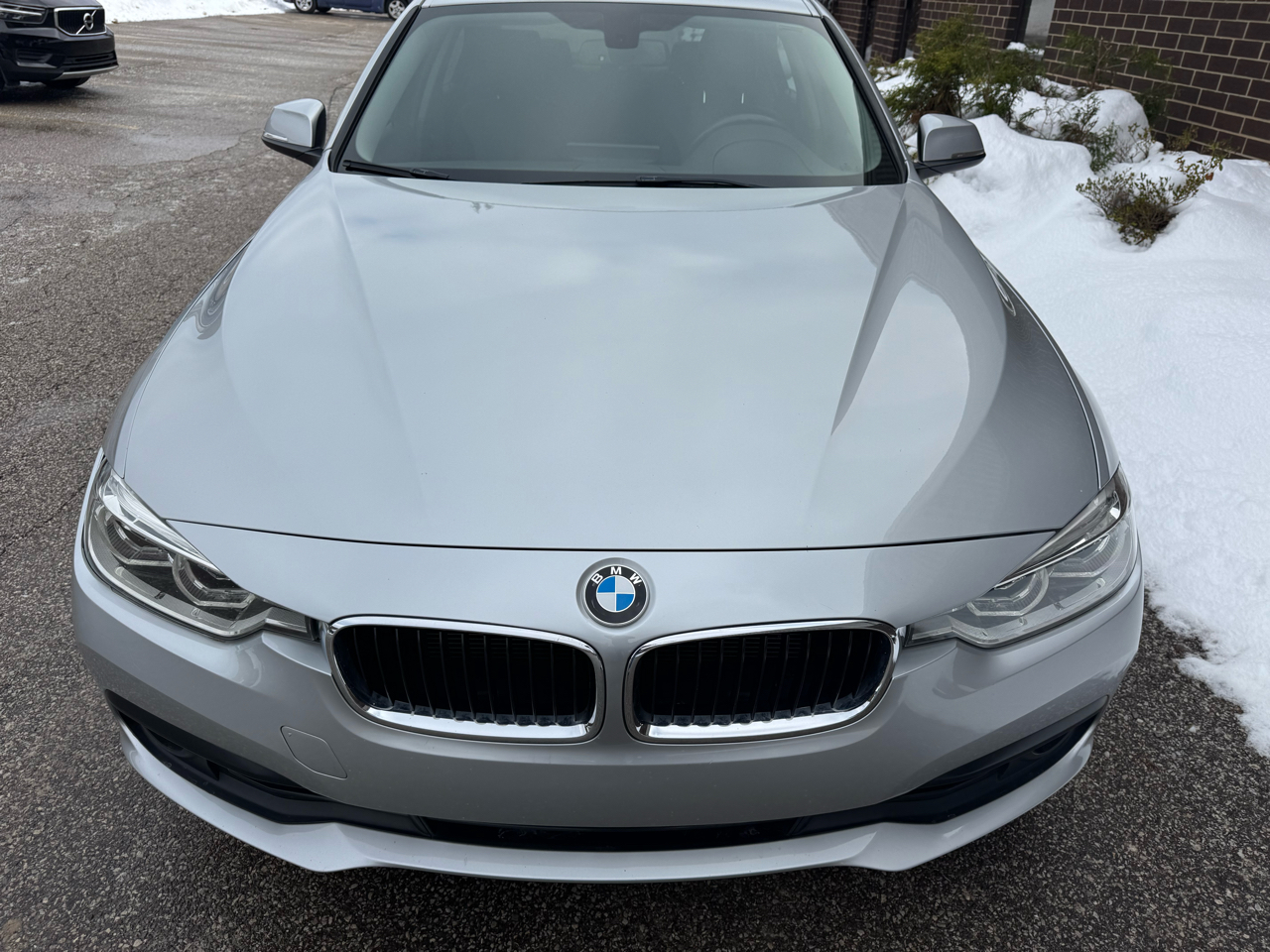 BMW 3 Series 320i xDrive Sedan 2018