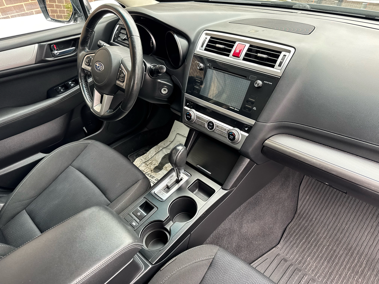 Subaru Legacy 4dr Sdn 2.5i Premium PZEV 2016