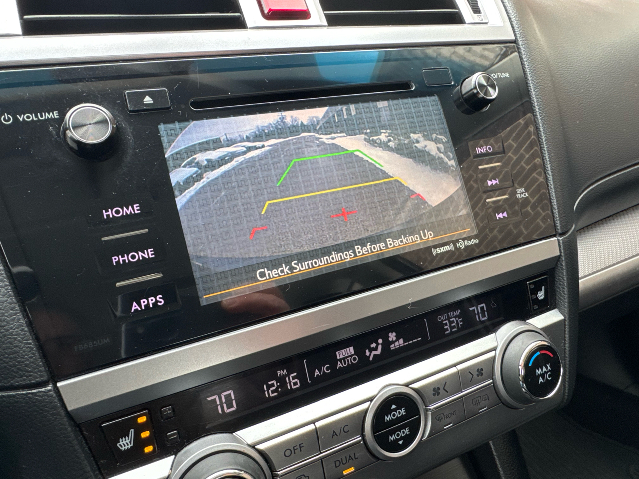 Subaru Legacy 4dr Sdn 2.5i Premium PZEV 2016