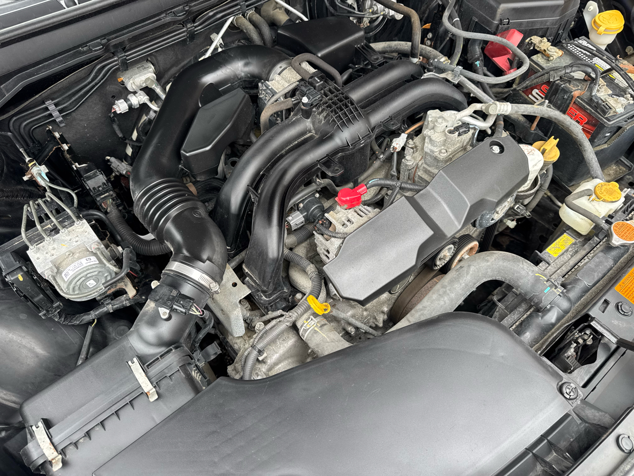 Subaru Legacy 4dr Sdn 2.5i Premium PZEV 2016