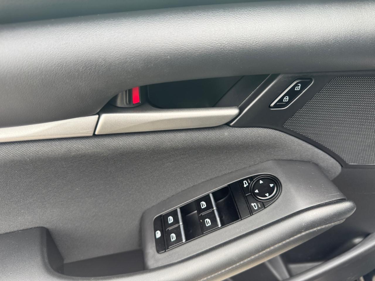 Mazda Mazda3 Hatchback 2.5 S Auto FWD 2022