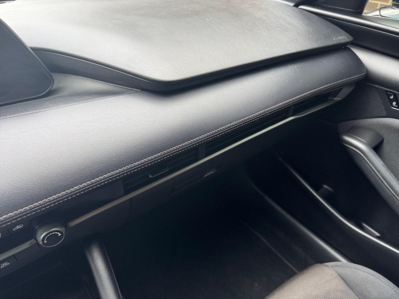 Mazda Mazda3 Hatchback 2.5 S Auto FWD 2022