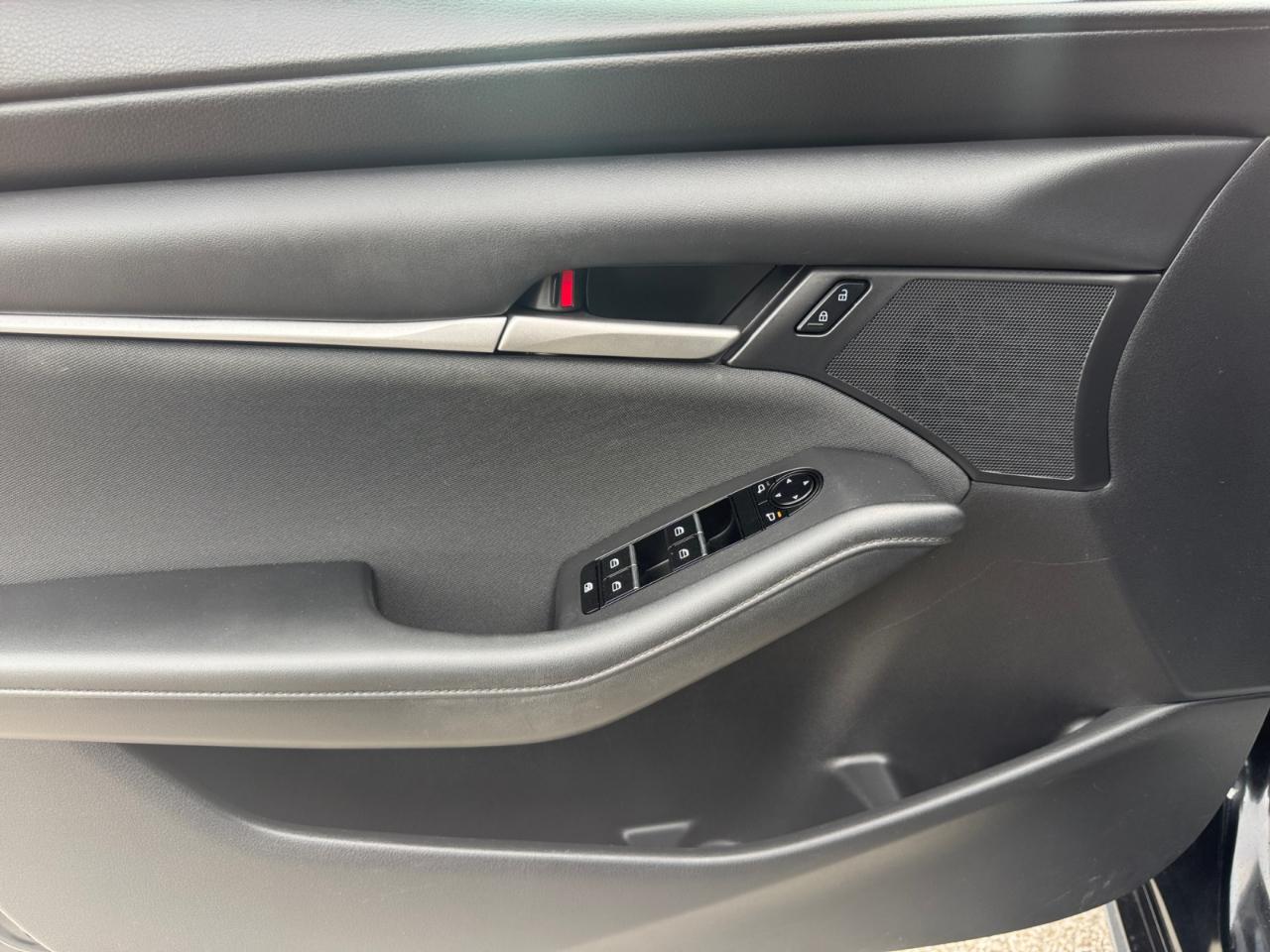 Mazda Mazda3 Hatchback 2.5 S Auto FWD 2022