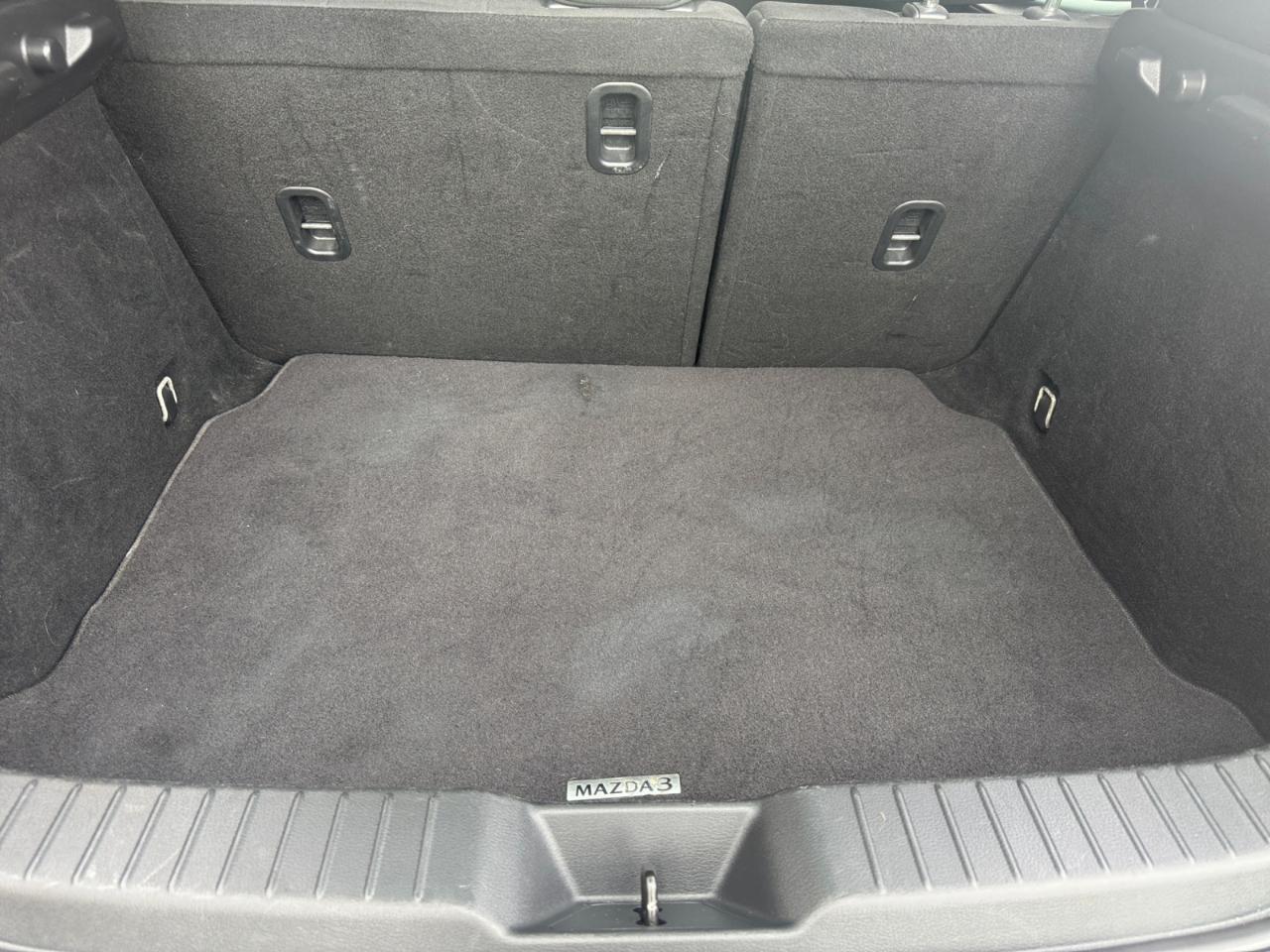 Mazda Mazda3 Hatchback 2.5 S Auto FWD 2022