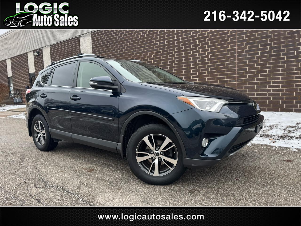 Toyota RAV4 XLE AWD (Natl) 2018
