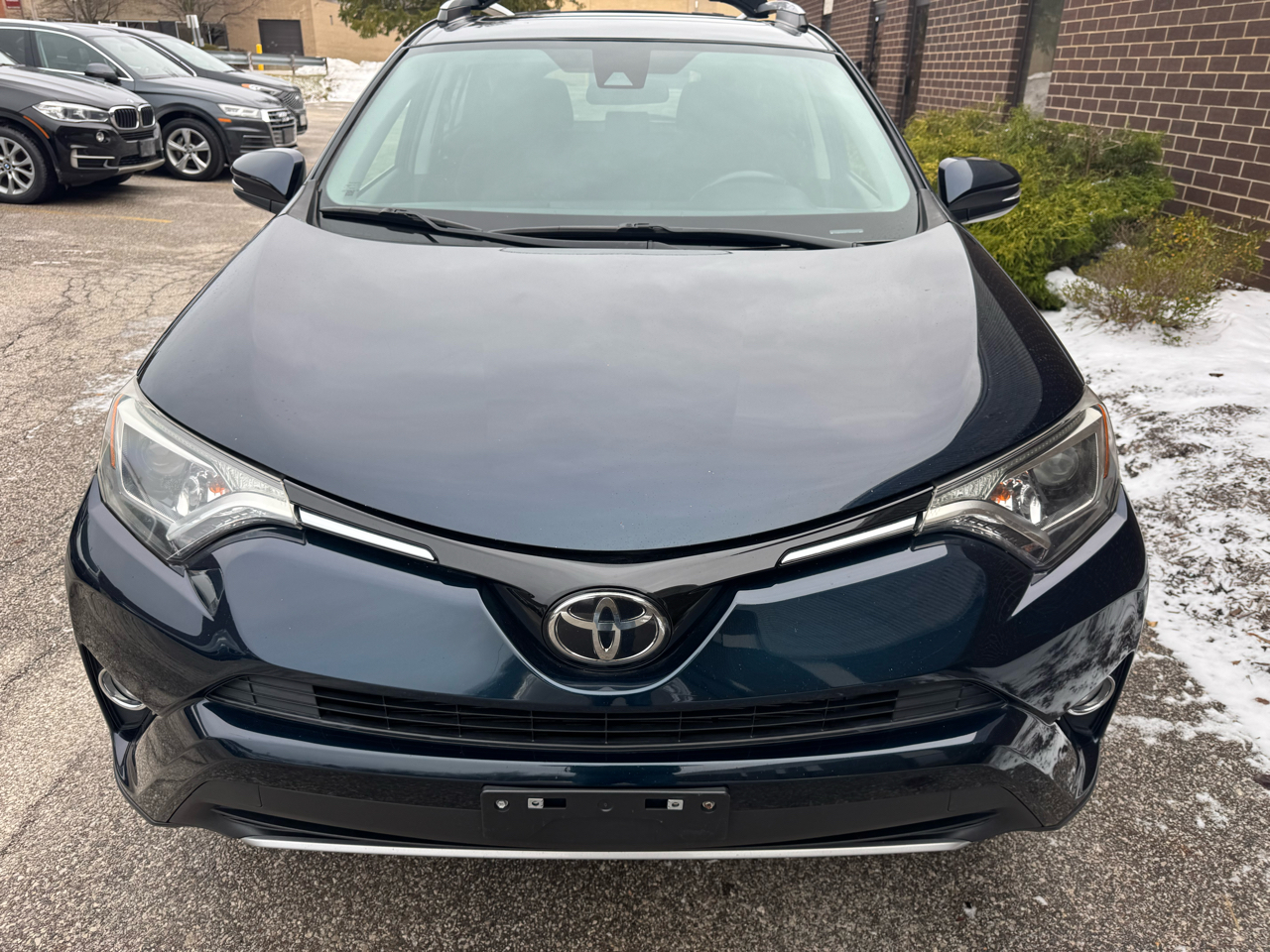 Toyota RAV4 XLE AWD (Natl) 2018
