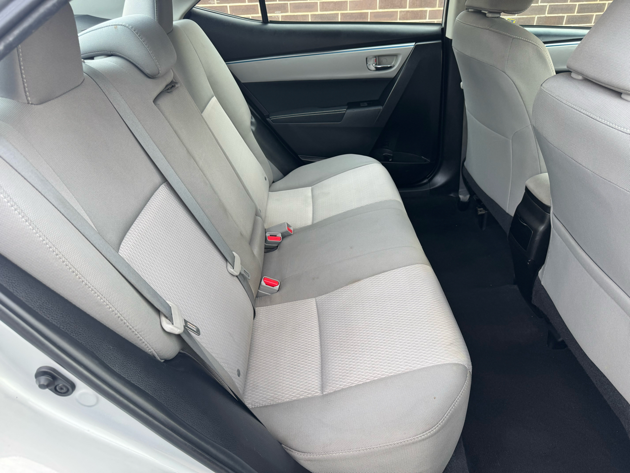 Toyota Corolla 4dr Sdn CVT LE Premium (Natl) 2015