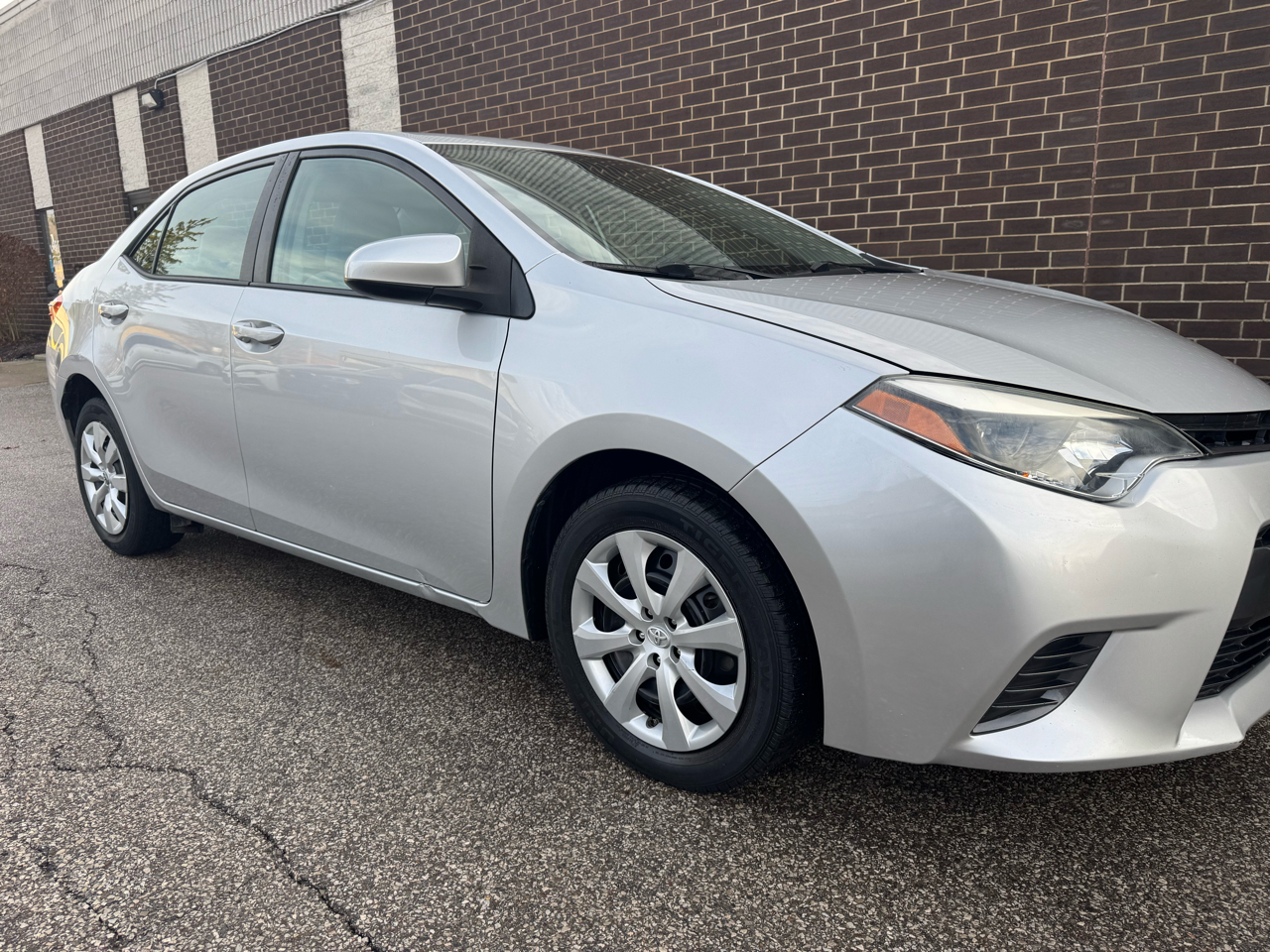 Toyota Corolla 4dr Sdn CVT LE Premium (Natl) 2015