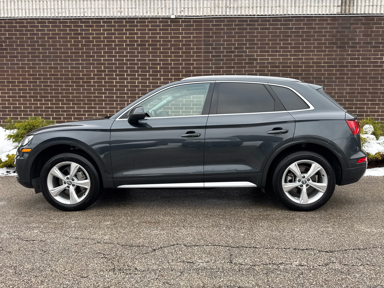 Audi Q5 Premium Plus 45 TFSI quattro 2020