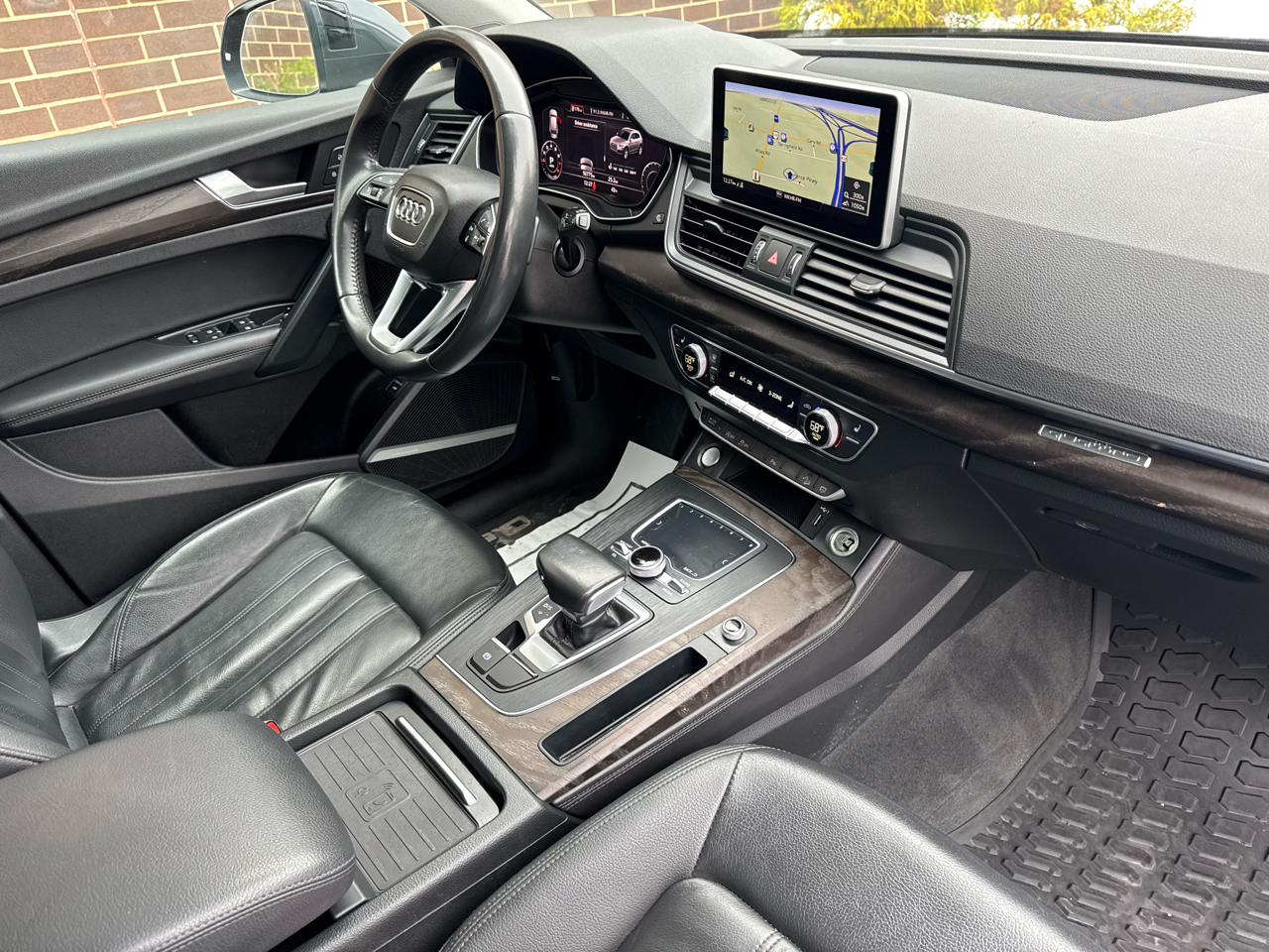 Audi Q5 Premium Plus 45 TFSI quattro 2020