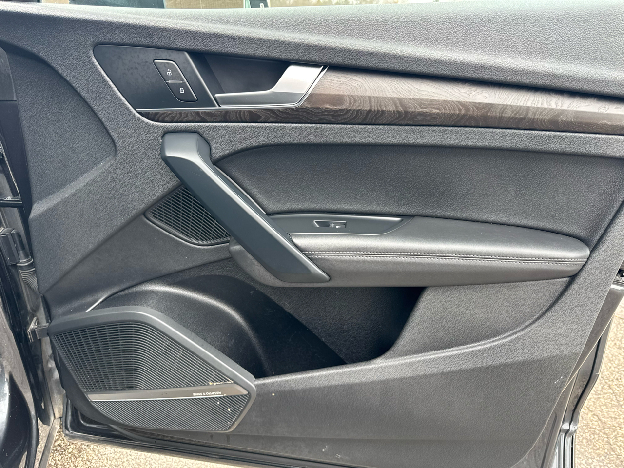 Audi Q5 Premium Plus 45 TFSI quattro 2020