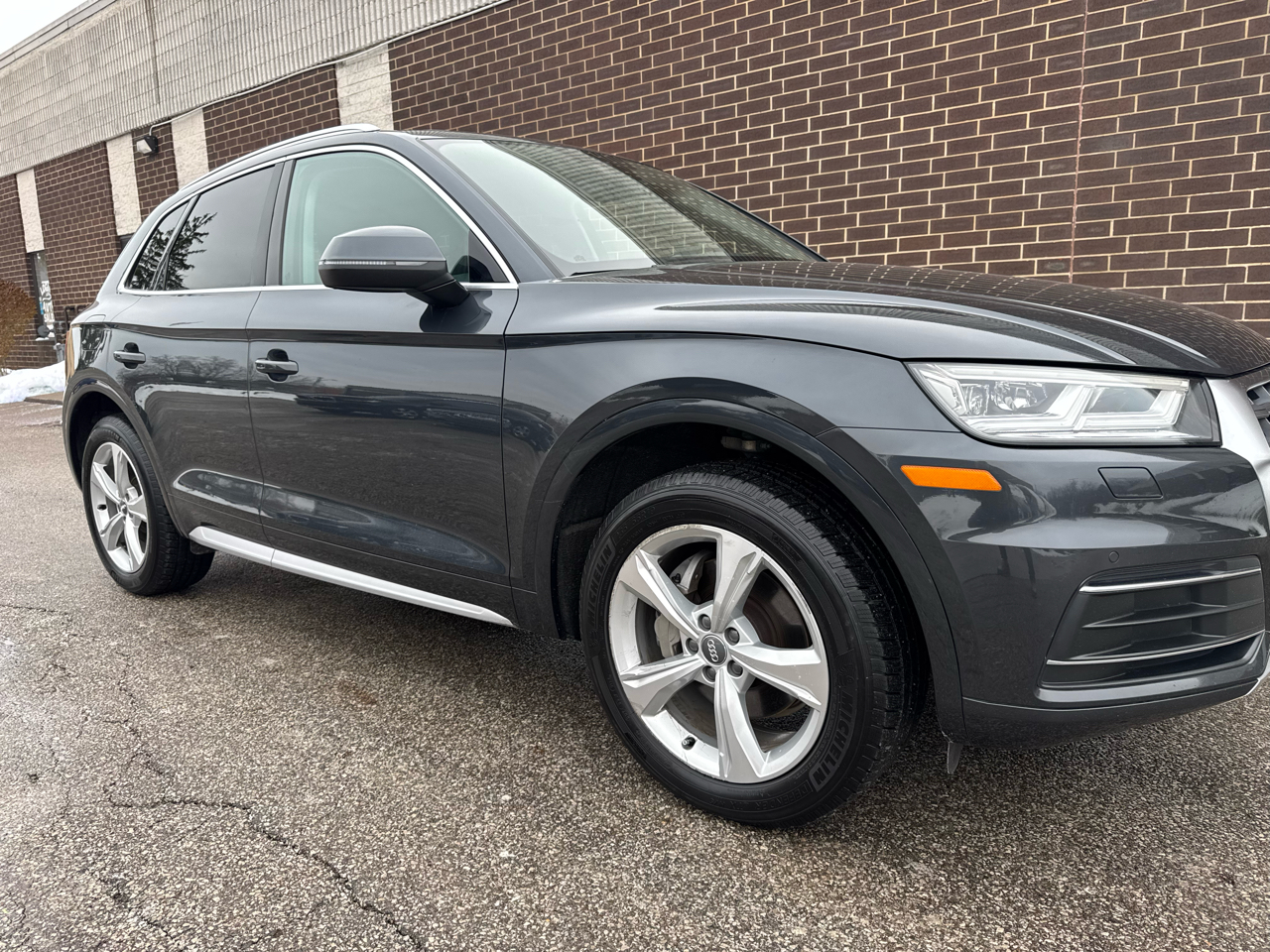 Audi Q5 Premium Plus 45 TFSI quattro 2020