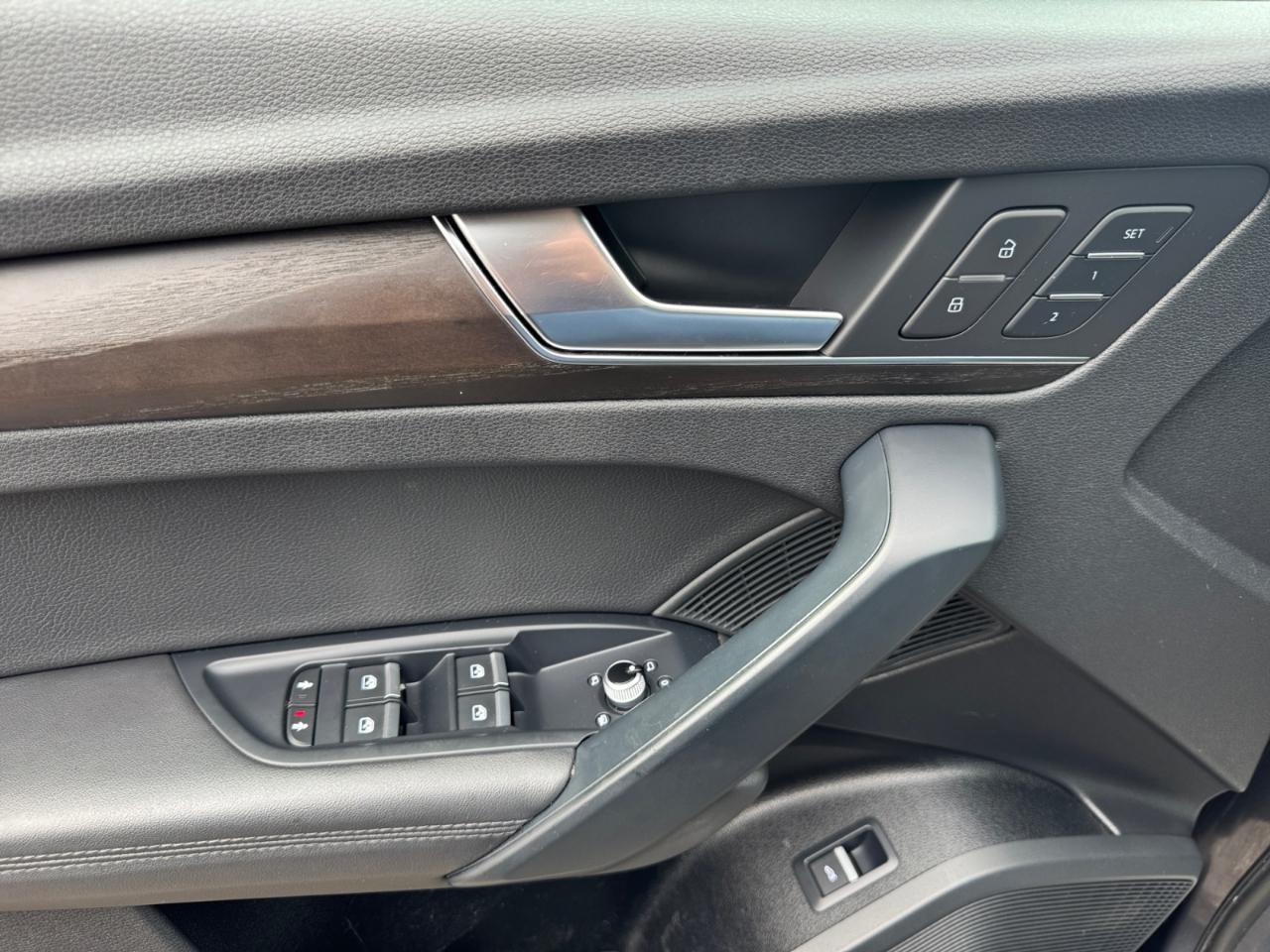 Audi Q5 Premium Plus 45 TFSI quattro 2020