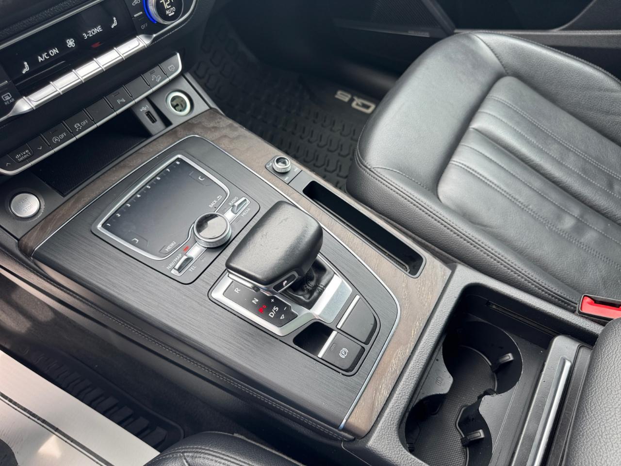 Audi Q5 Premium Plus 45 TFSI quattro 2020