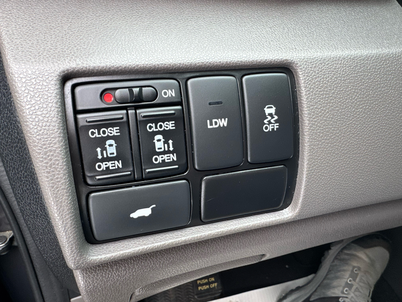 Honda Odyssey EX-L w/Rear Entertainment 2017