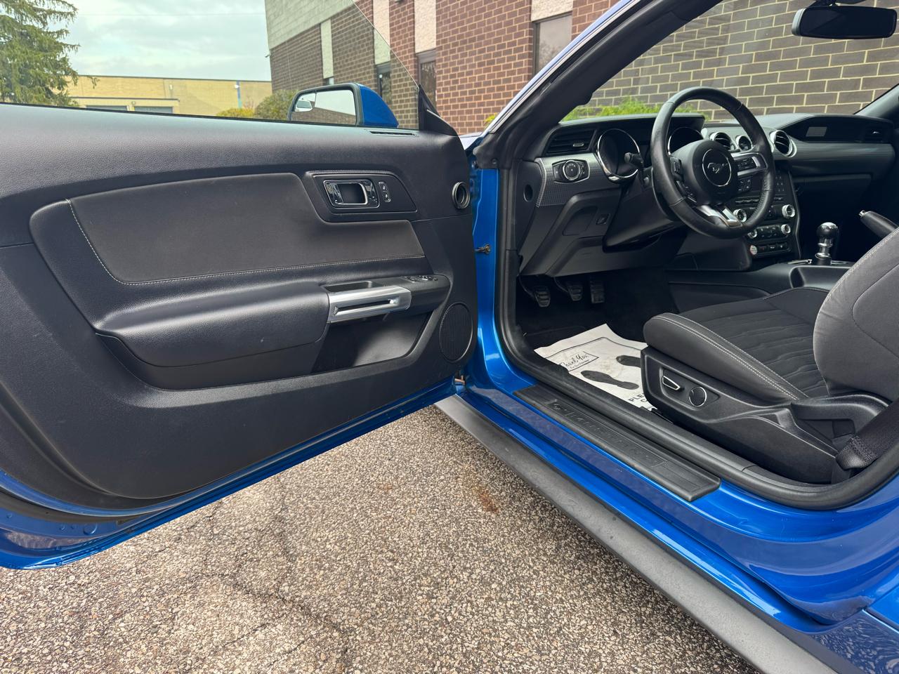 Ford Mustang EcoBoost Fastback 2017