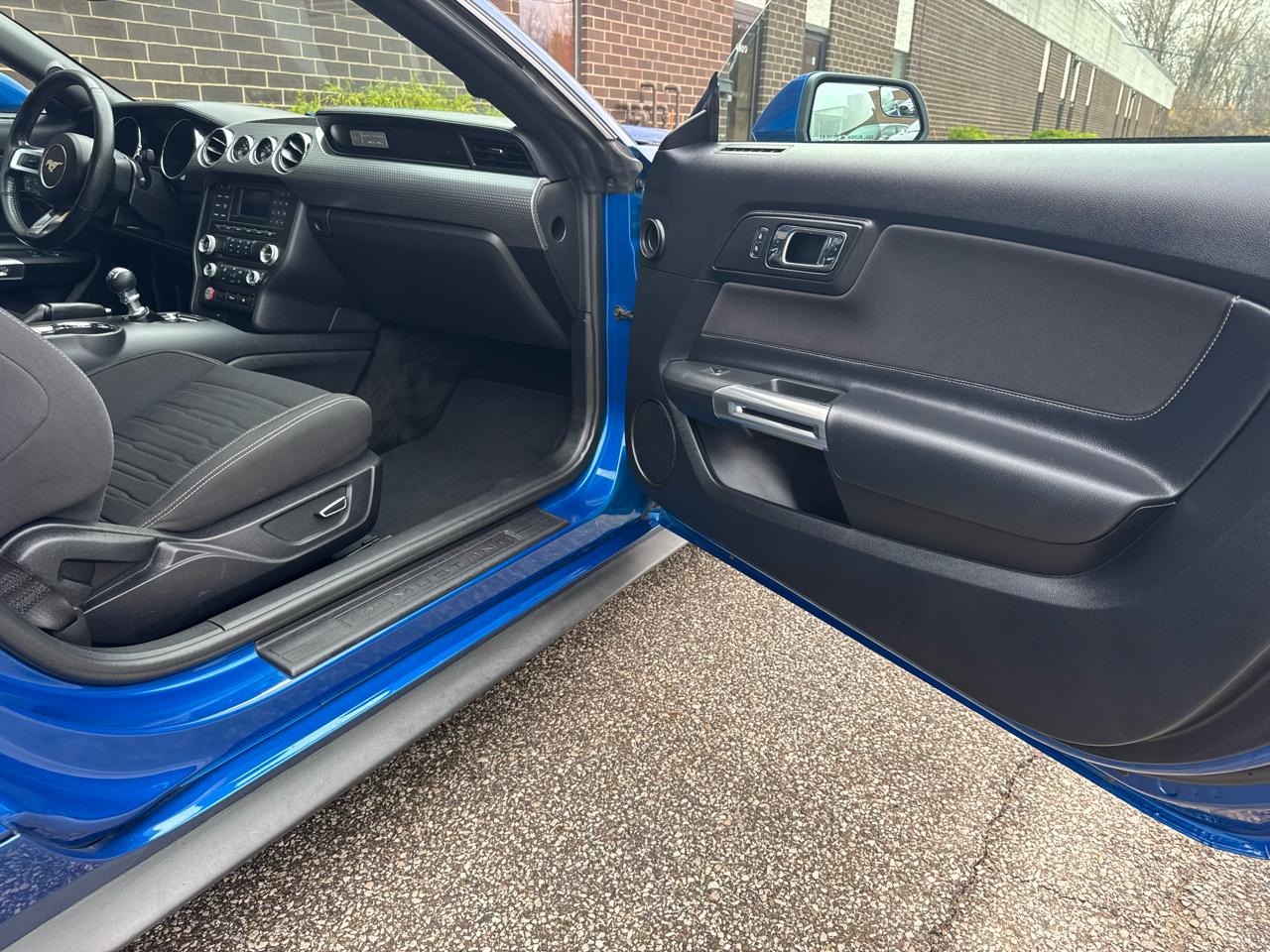 Ford Mustang EcoBoost Fastback 2017