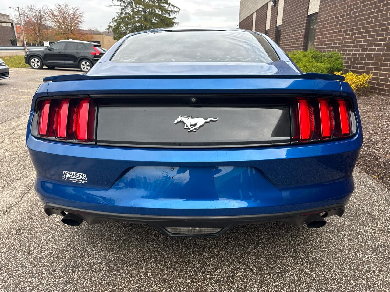 Ford Mustang EcoBoost Fastback 2017