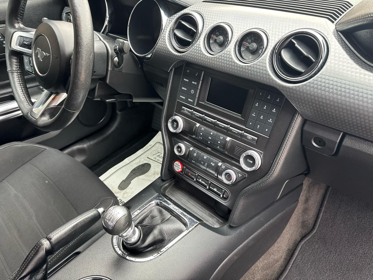 Ford Mustang EcoBoost Fastback 2017