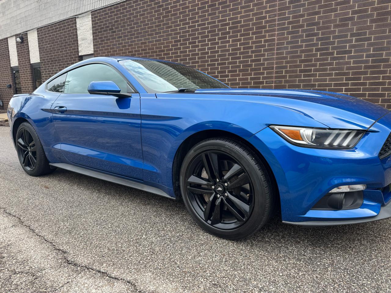 Ford Mustang EcoBoost Fastback 2017