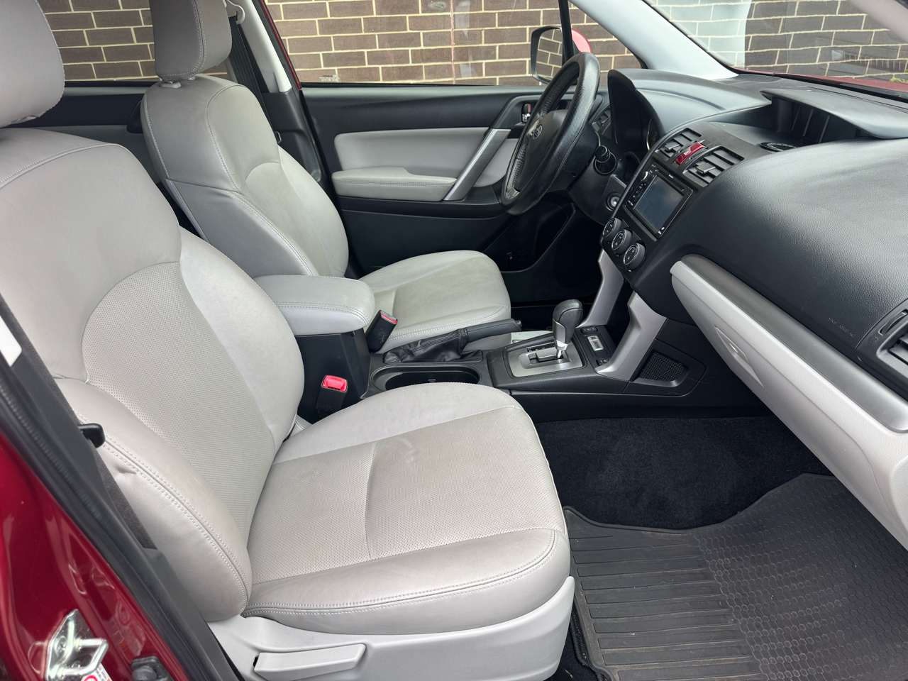 Subaru Forester 4dr Auto 2.5i Limited PZEV 2014