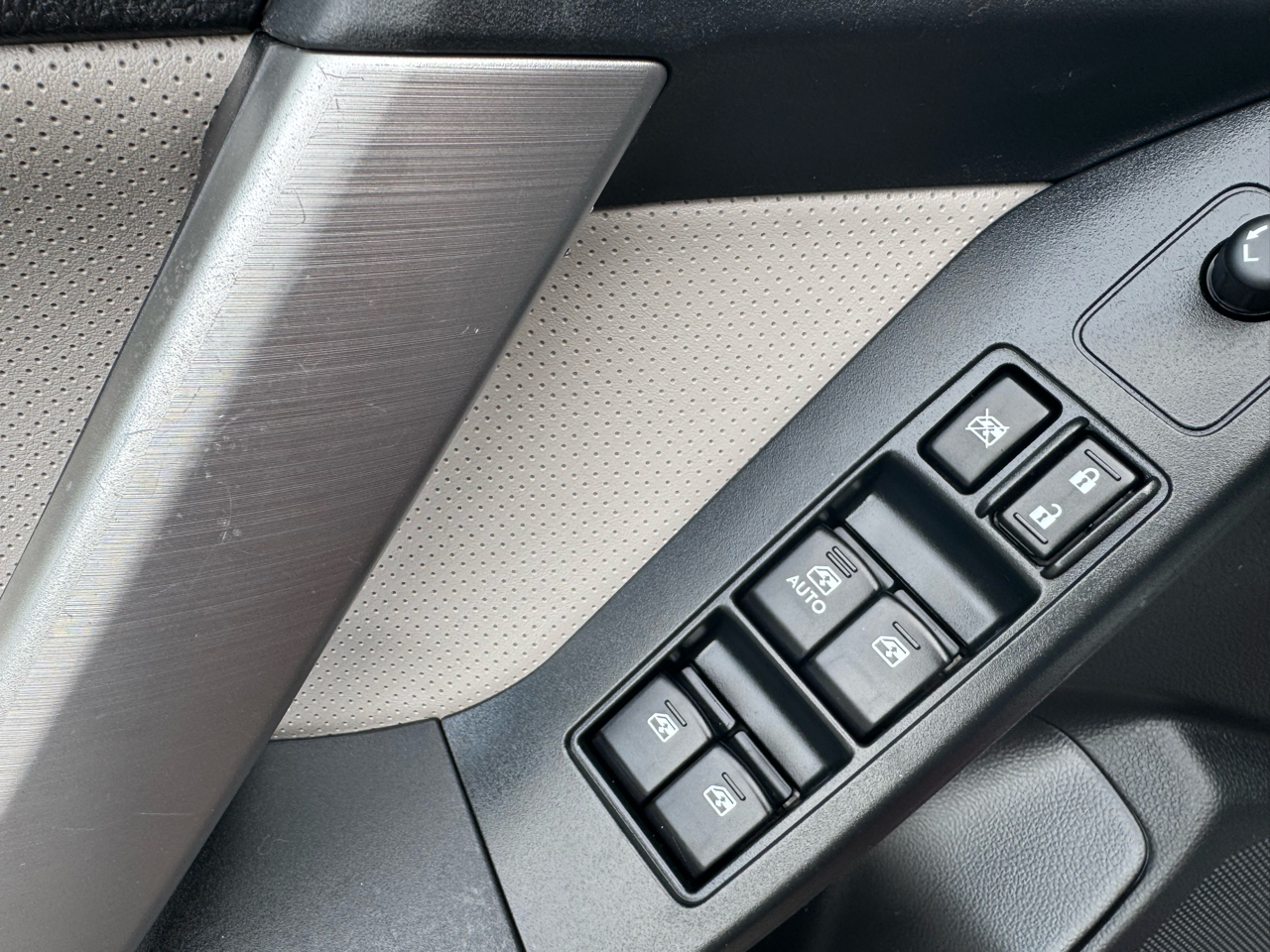 Subaru Forester 4dr Auto 2.5i Limited PZEV 2014