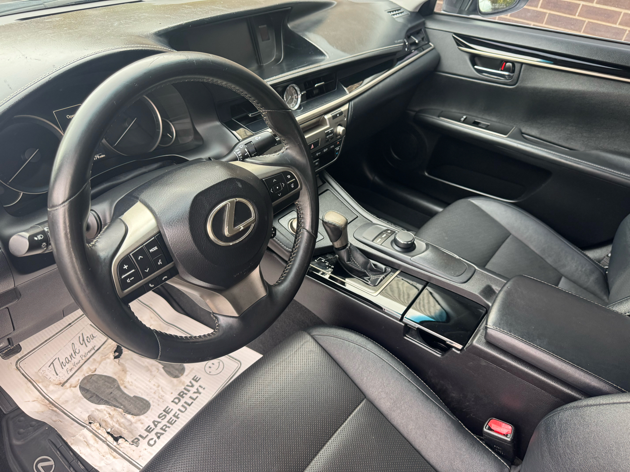 Lexus ES 350 4dr Sdn 2016