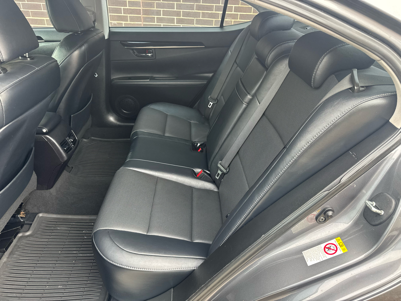 Lexus ES 350 4dr Sdn 2016