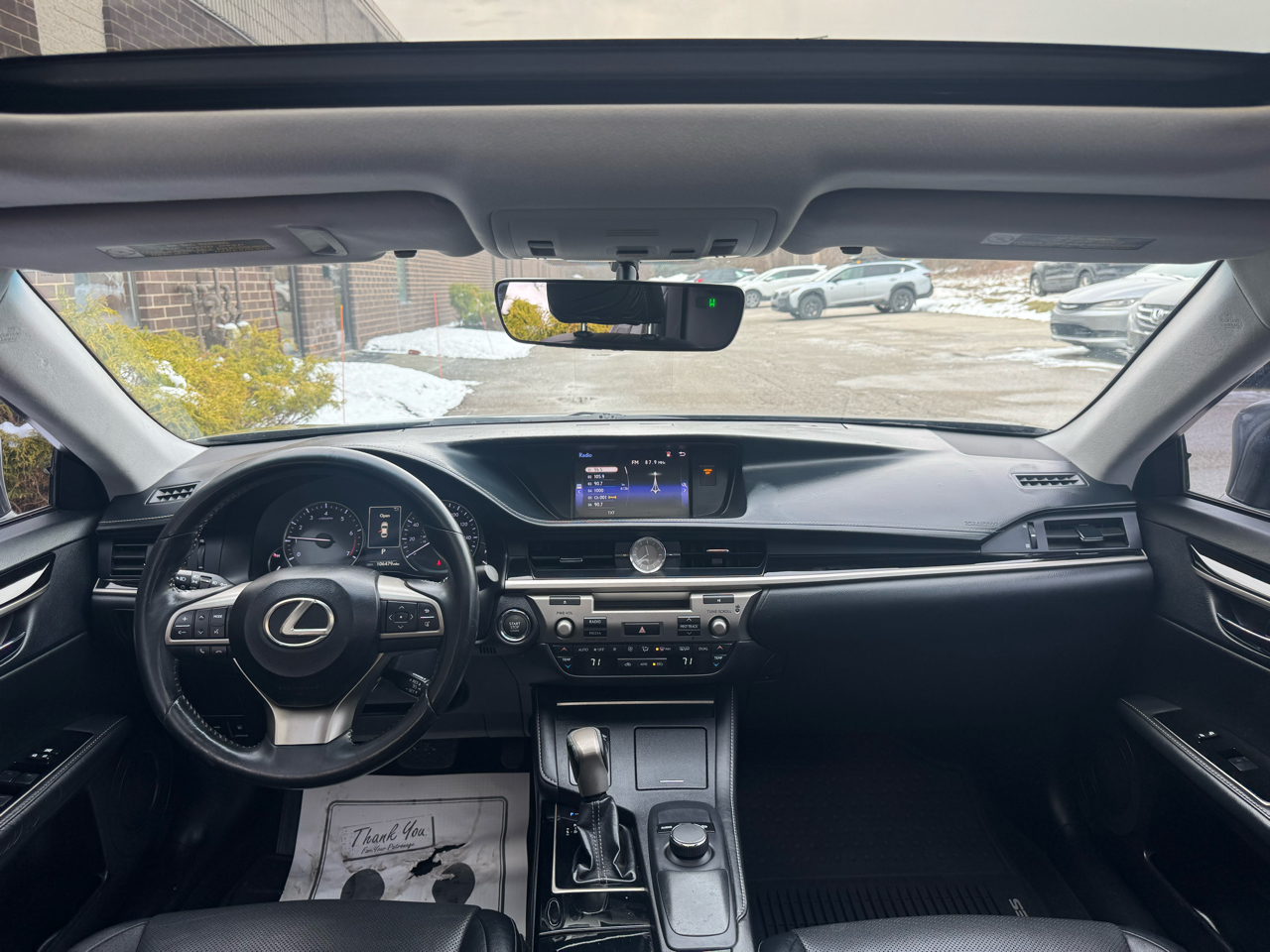 Lexus ES 350 4dr Sdn 2016