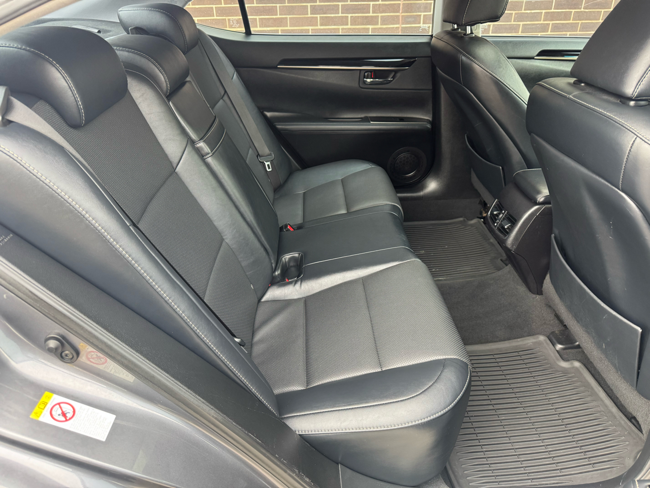 Lexus ES 350 4dr Sdn 2016