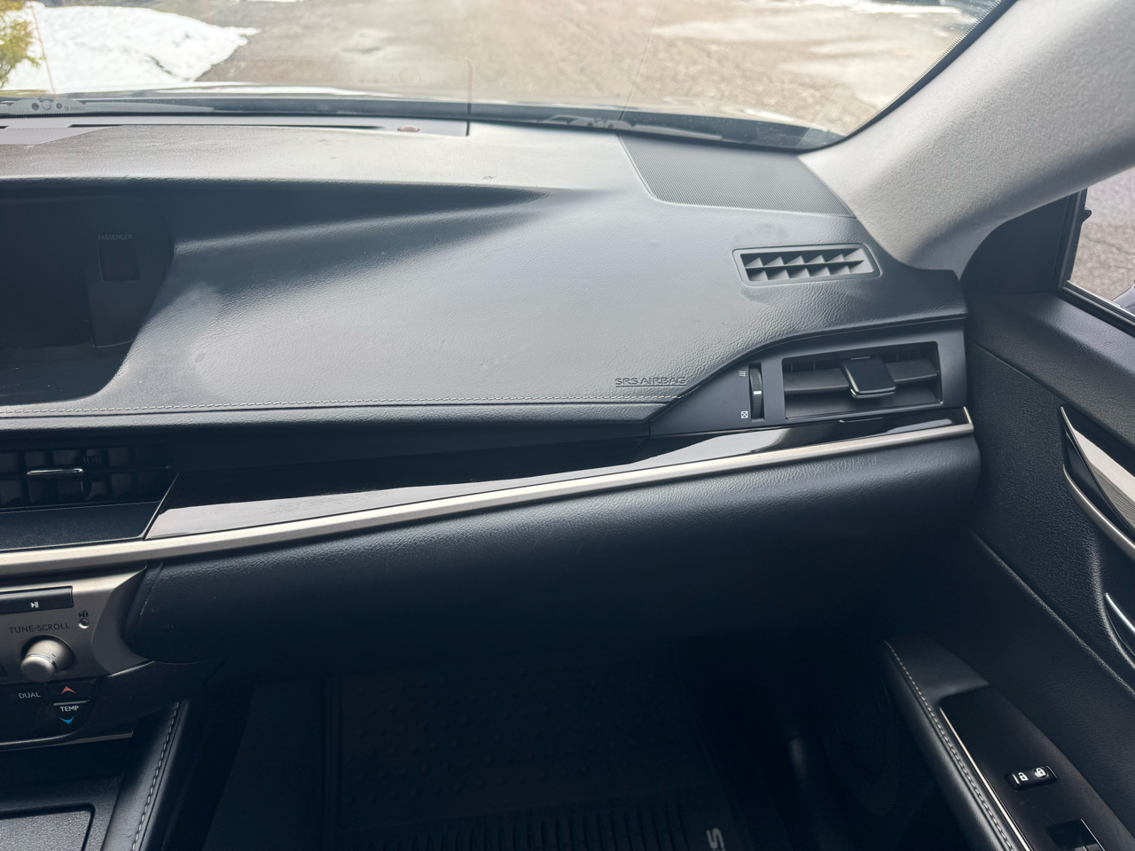 Lexus ES 350 4dr Sdn 2016