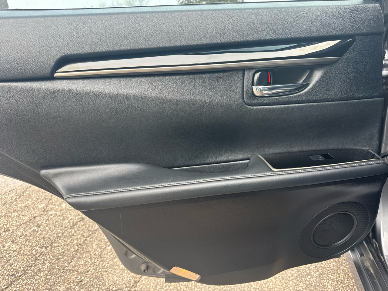 Lexus ES 350 4dr Sdn 2016