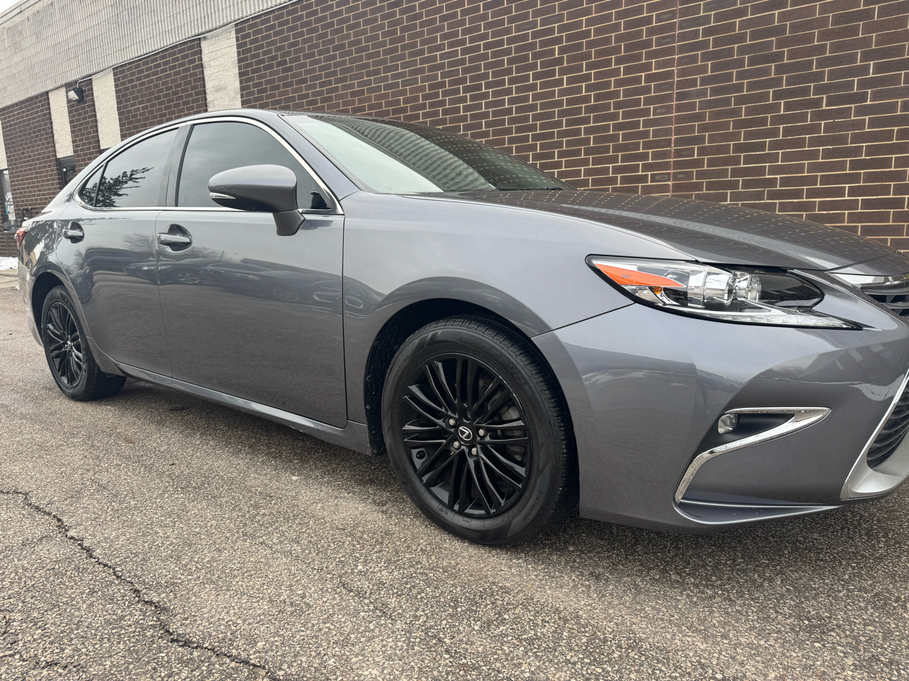 Lexus ES 350 4dr Sdn 2016