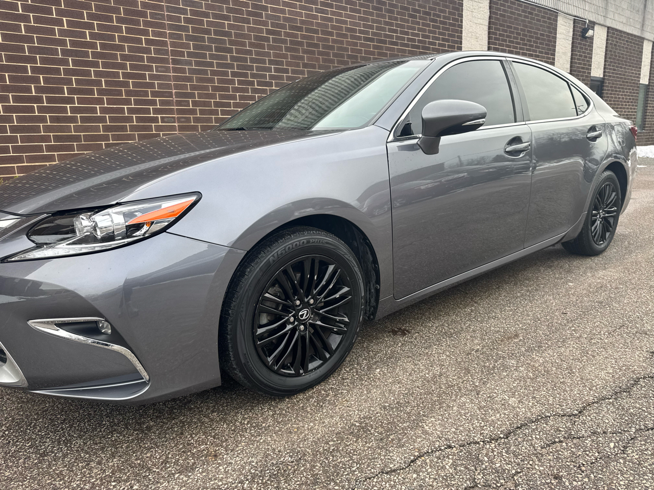 Lexus ES 350 4dr Sdn 2016