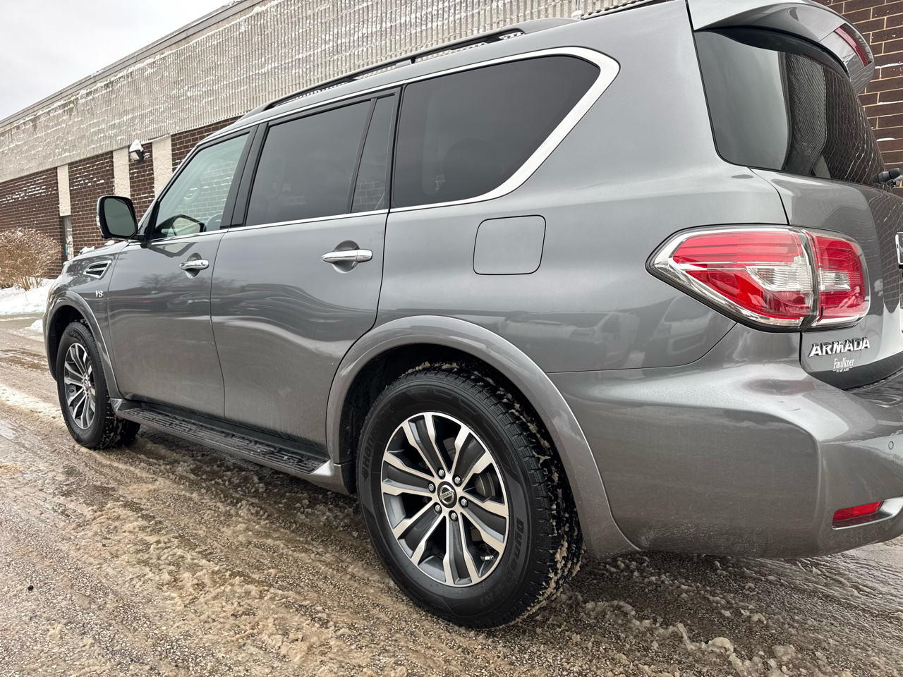 Nissan Armada 4x4 SL 2018