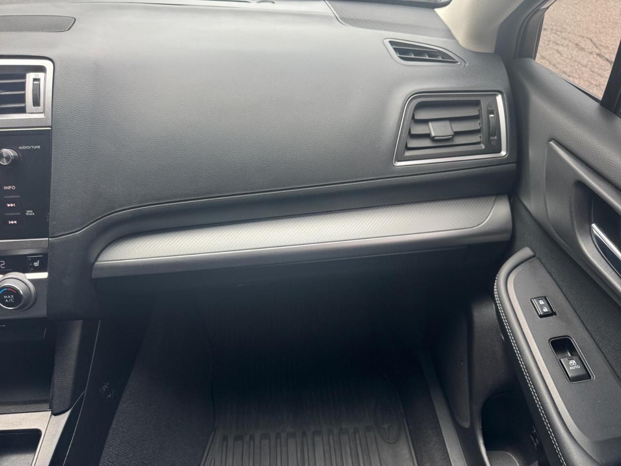 Subaru Outback 2.5i Premium 2017