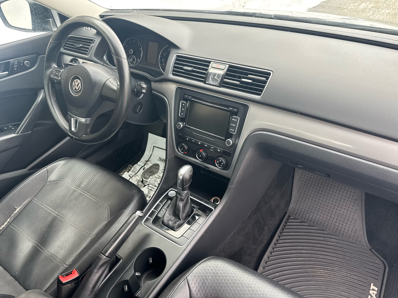 Volkswagen Passat 4dr Sdn 1.8T Auto Limited Edition PZEV 2015